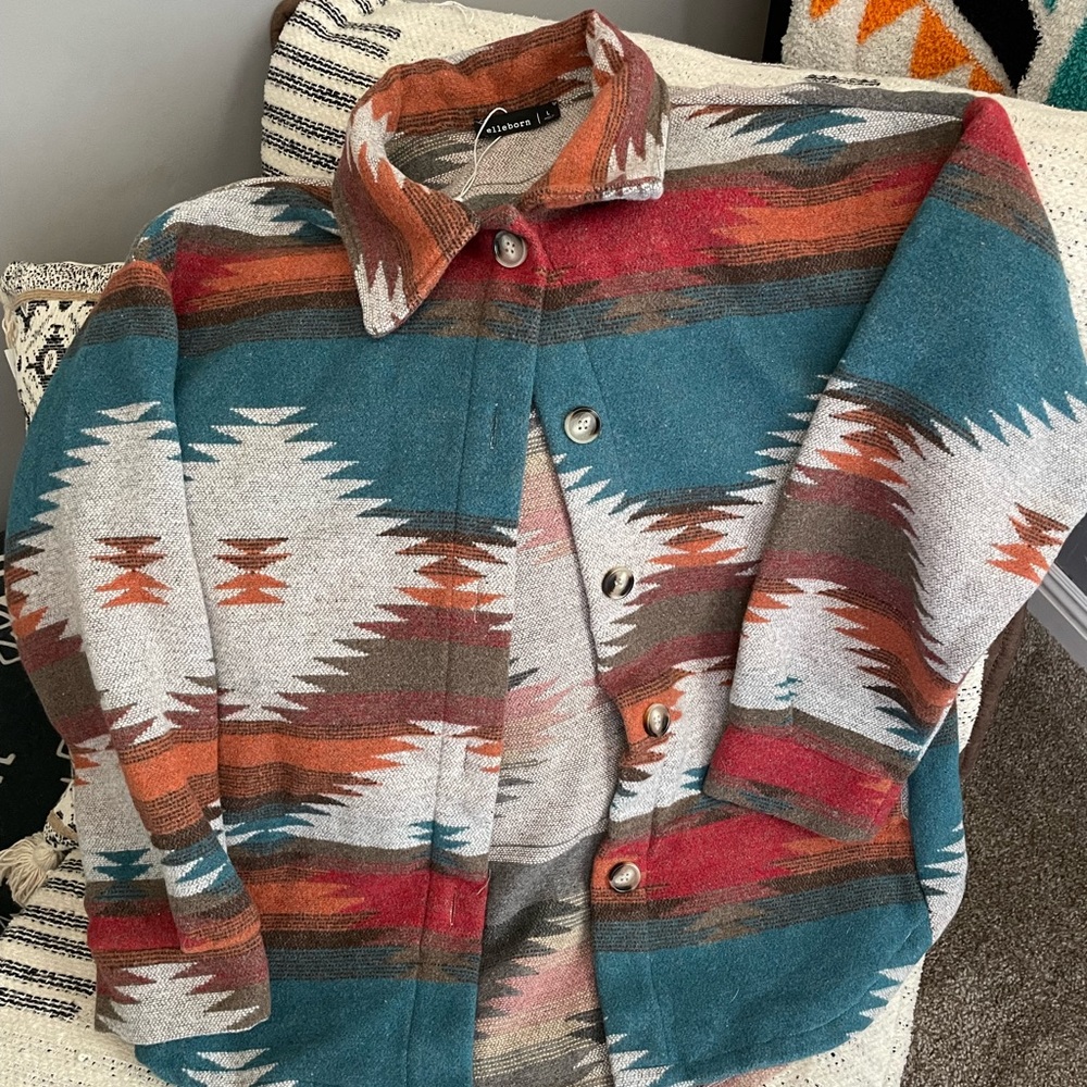 Aztec Boutique Shaket